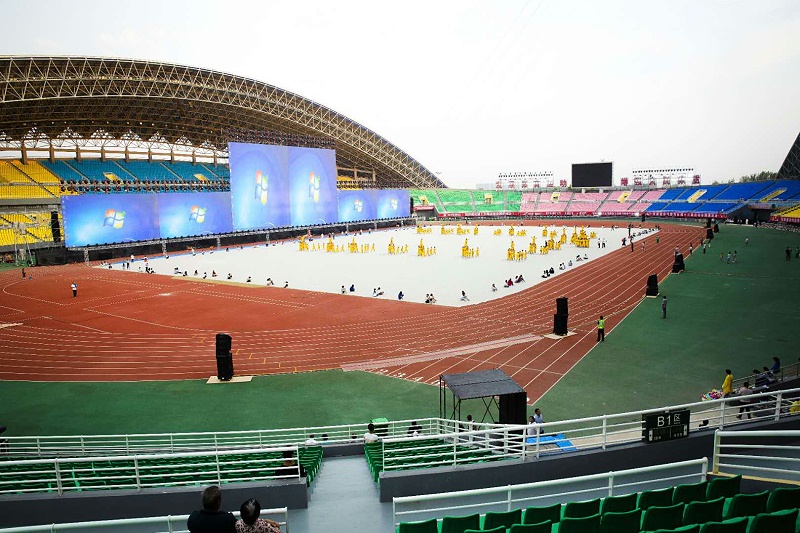 麻豆传播媒体APP大全免费版场馆扩声系统工程采用线阵列音箱