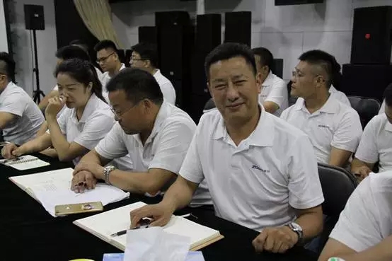 ZOBO麻豆影院91性欲年中员工培训