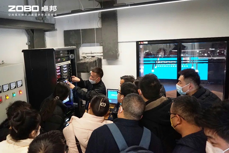 16新岁启封 万事兴“龙”丨ZOBO麻豆影院91性欲2024年新春开年培训圆满收官