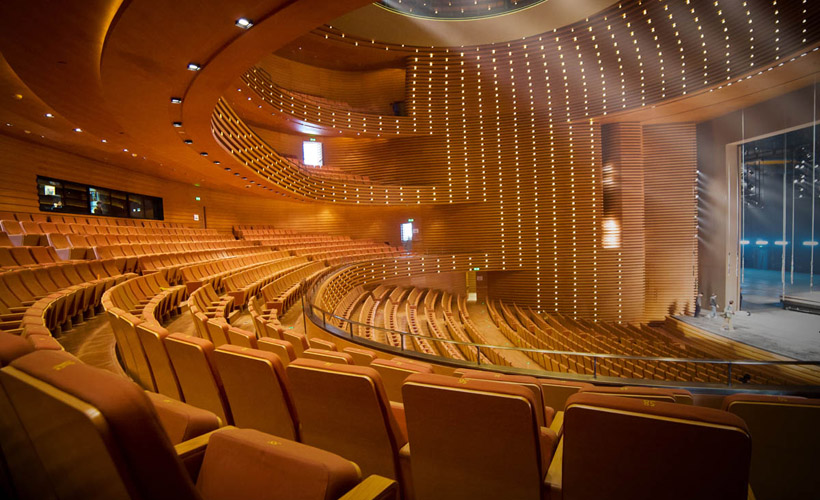 浅谈舞台91麻豆精品秘密入口设备的调试及技术分析