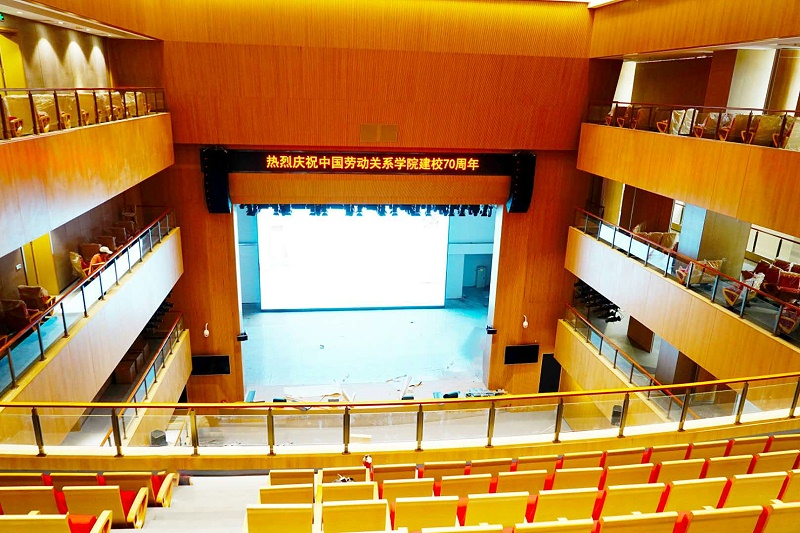 舞台演出91麻豆精品秘密入口设备调试与音箱布置的研究