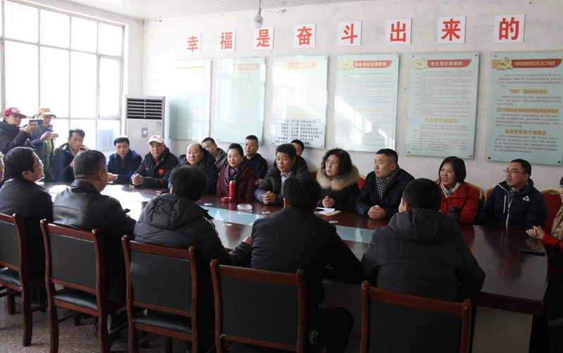 5爱照涞源，ZOBO麻豆影院91性欲党支部寒冬送暖扶贫活动